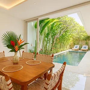 Vana, Sitara Group Villa Seminyak (Bali)